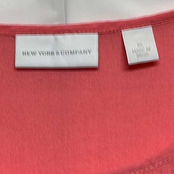 New York & Co Top - Picture 4 of 11
